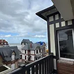 Lumineux Avec Acces Direct A La Apartman