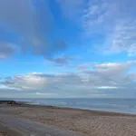 Lumineux Avec Acces Direct A La